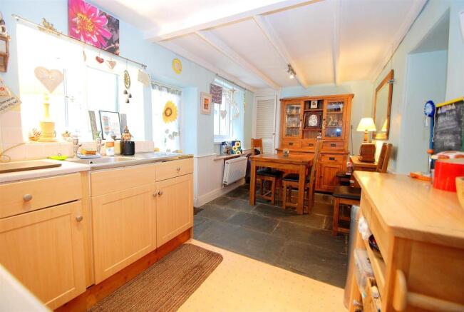 Kitchen/Dining Room