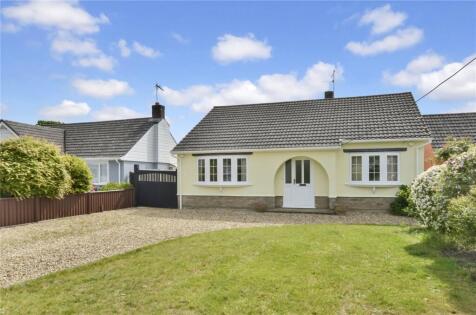 Oakhurst Road, West Moors, Ferndown, Dorset, BH22