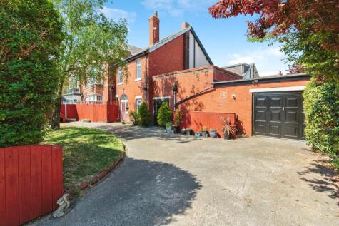 Derbe Road, Lytham St. Annes, FY8