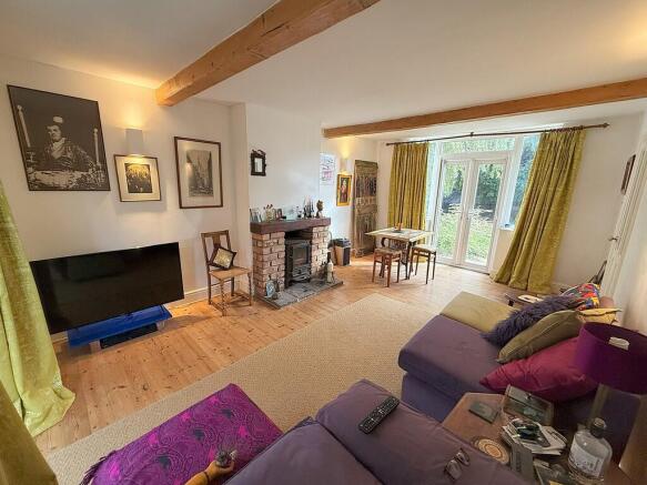 LIVING ROOM 2