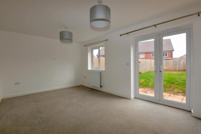 Living Room 1.jpg