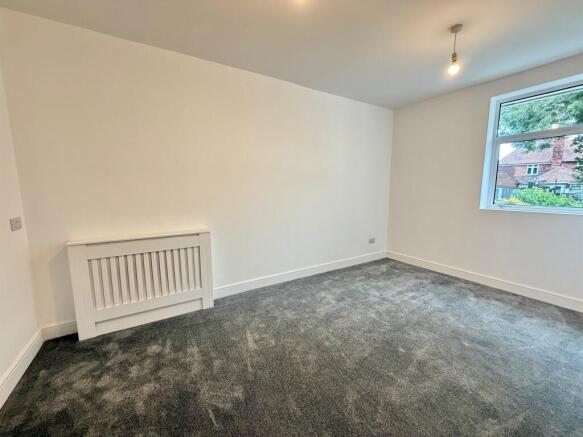 2 bed Semi-Detached Bungalow for sale Image 10