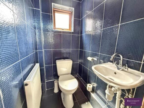 3 bed Semi-Detached for sale Image 6