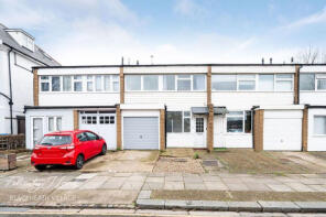 2e, Weigall Road, London SE12 8HE