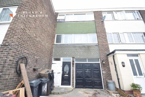 Walnut Way, Clacton-on-sea, CO15 2BT