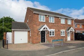 1, Roxwell Crescent, Wickford SS12 9RF