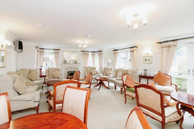 RESIDENTS LOUNGE