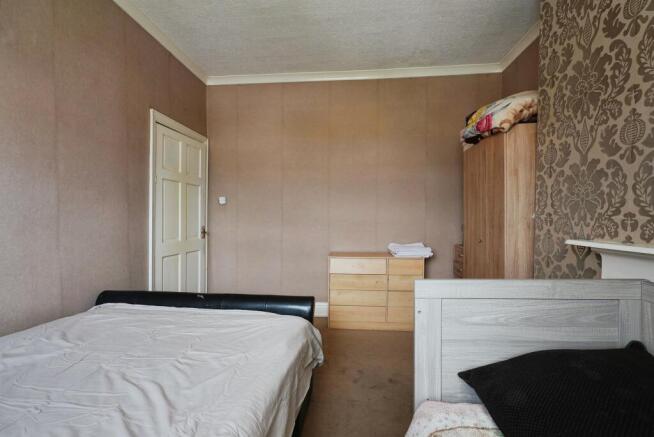 3 bed Semi-Detached for sale Image 10