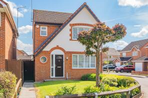 9, Jakeman Way, Aylesbury HP21 8FT