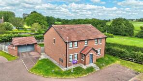 10, Village View Close, Crewe CW3 0HY