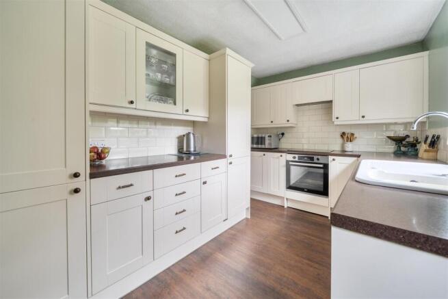 27 Murswell Lane, Silverstone (18).jpg