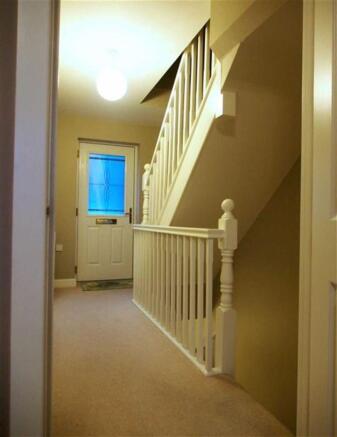 STAIRCASE TO LOWER G