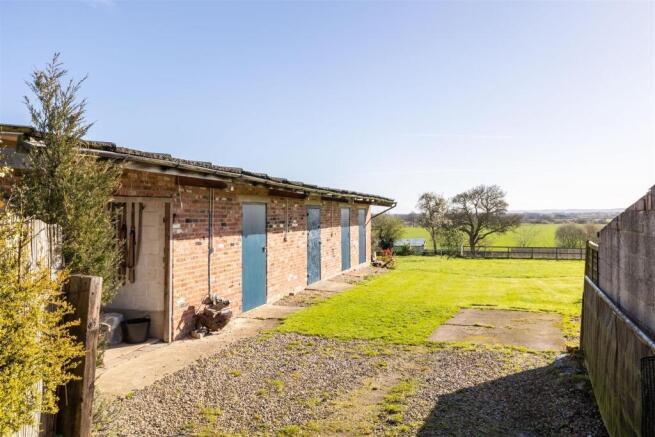 3 bed Cottage for sale Image 8