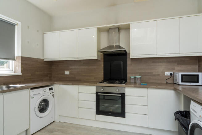5 bed House of Multiple Occupation for sale Image 5