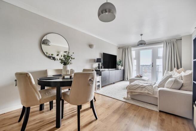 Living/Dining Area