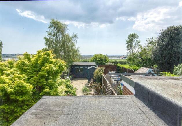 2-bed terraced on Mill Street, Brightlingsea, £245,000