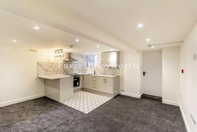 Open plan living vie