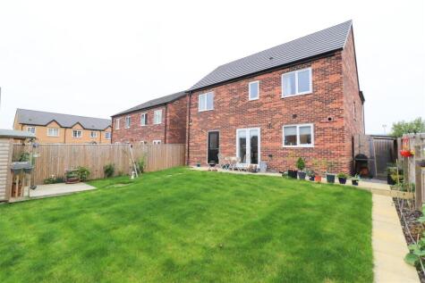 Miller Road, Featherstone