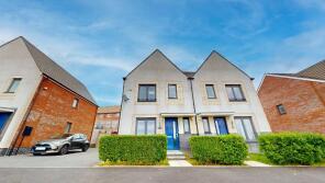 8, Lon Y Pererinion, Radyr, Cardiff CF15 8HG