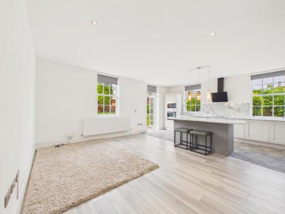 1 bed Ground Flat for sale Image 7