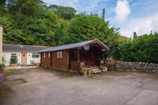 Panteinion Hall, Ffordd Panteinion, Friog, Fairbourne, Gwynedd, LL38 2TJ