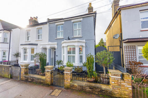 Cranleigh Drive, Leigh-on-sea, SS9