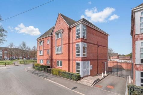 School Close, Northfield, B31