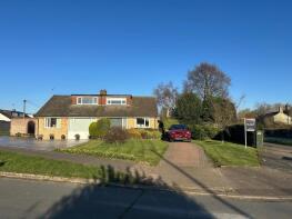 2, Maple Road, Stowmarket IP14 4DF