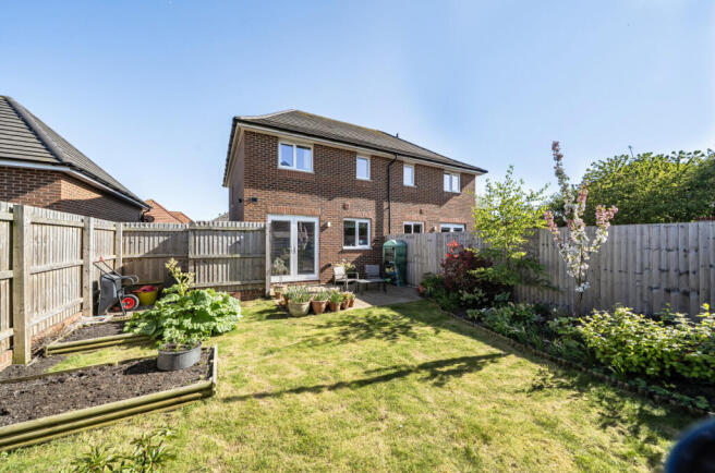 3 bed Semi-Detached for sale Image 9
