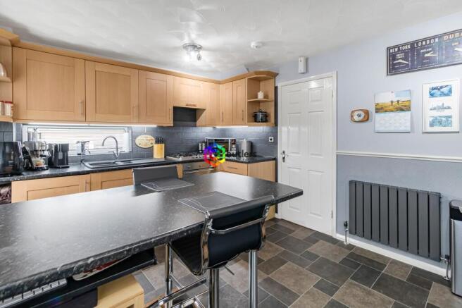 3 bed Detached for sale Image 7