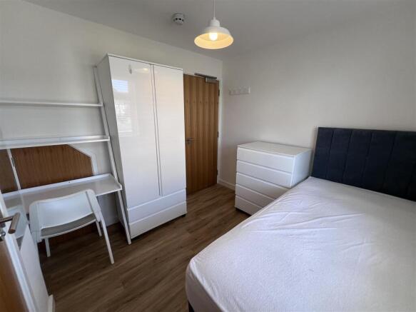 RM 4.jpg