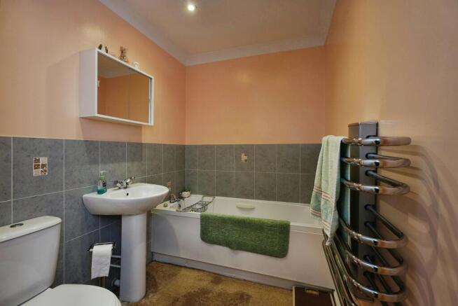 2 bed Apartment for sale Image 10