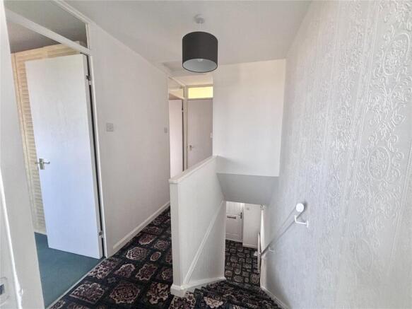 3 bed Semi-Detached for sale Image 11