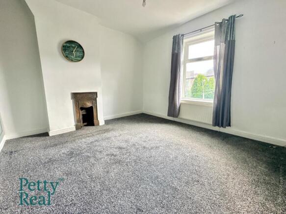 2 bed Terraced for sale Image 5