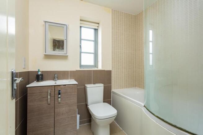 3 bed End of Terrace for sale Image 9