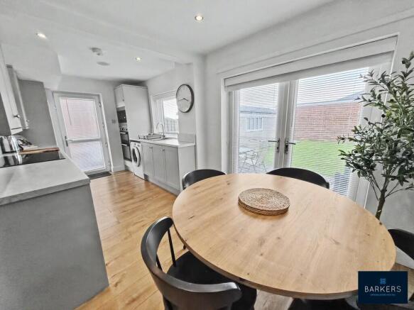 3 bed Semi-Detached for sale Image 7