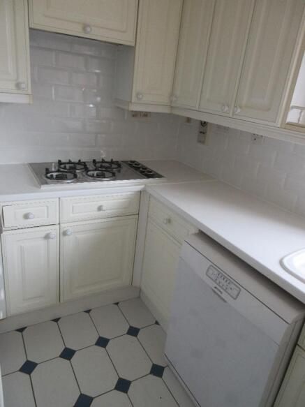 Fitted kitchen