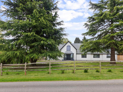 Portsmouth Road, Liphook, GU30