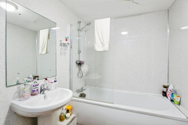 1 bed Apartment for sale Image 10