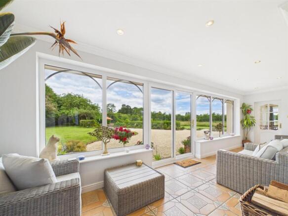 SUN ROOM