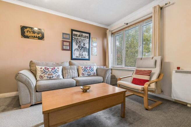 Corbie Place, Milngavie photo 3