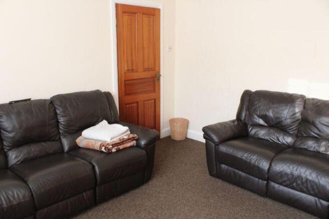 Lounge 2