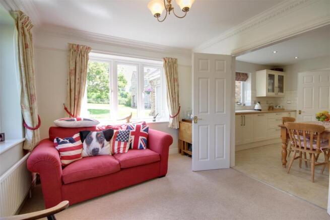 Day/Dining Room