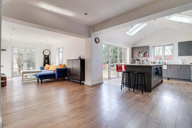 Kitchen/Family/Diner