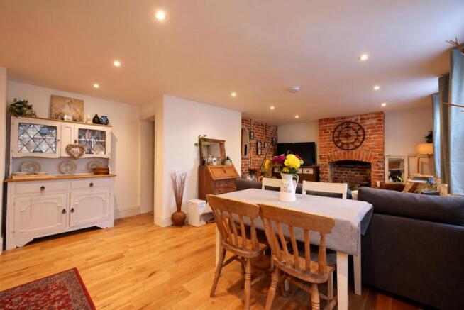 Living/Dining Room