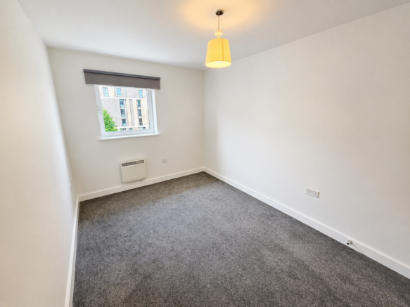 2 bed Flat to rent Image 8