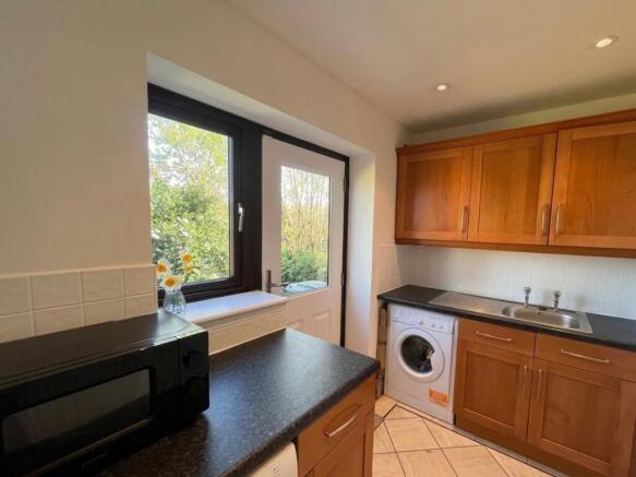 4 bed Detached for sale Image 7