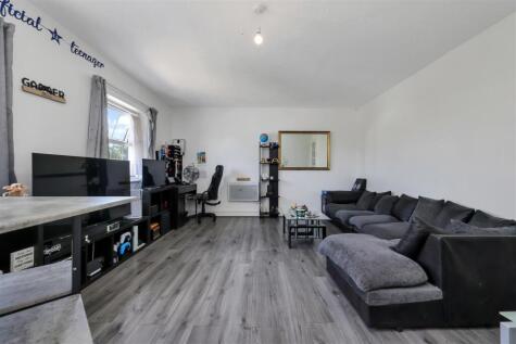 Harston Drive, Enfield