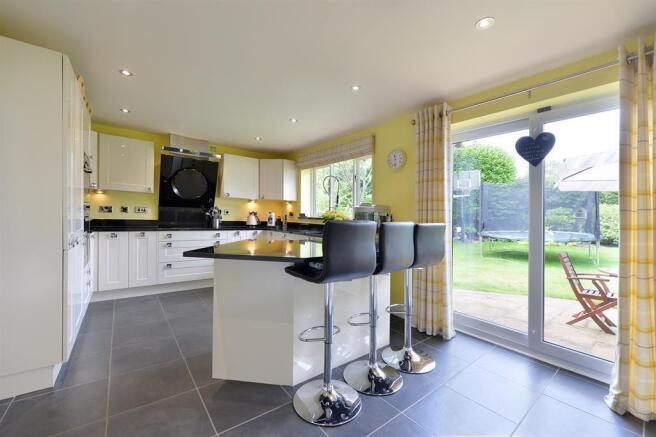 Kitchen pic2