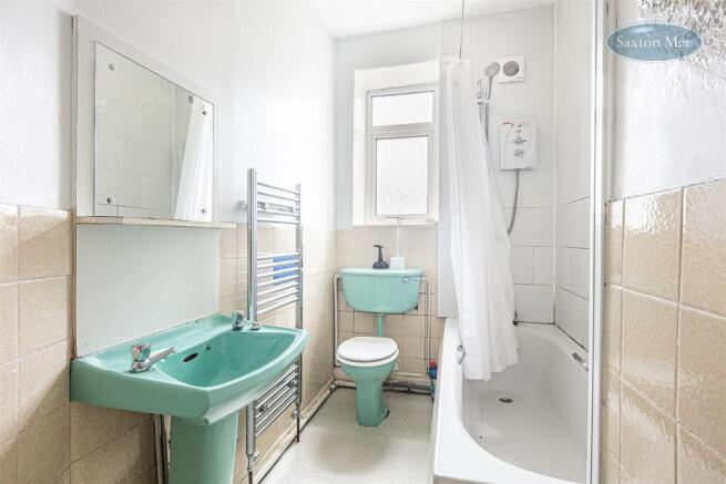 3 bed Terraced for sale Image 10